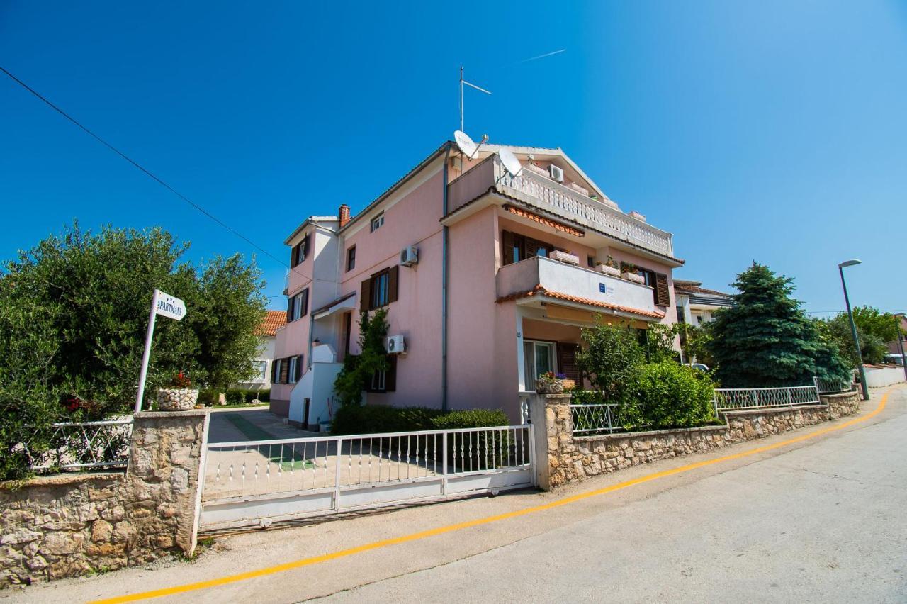 Apartments Happy Place Vodice Eksteriør billede