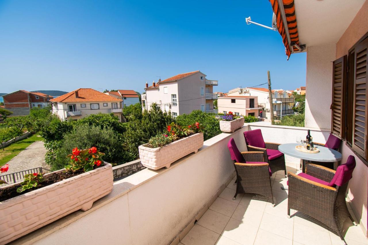 Apartments Happy Place Vodice Eksteriør billede
