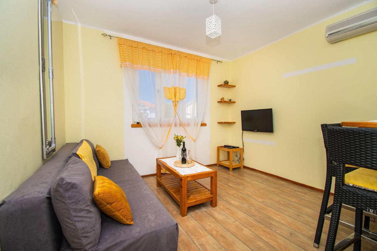 Apartments Happy Place Vodice Eksteriør billede