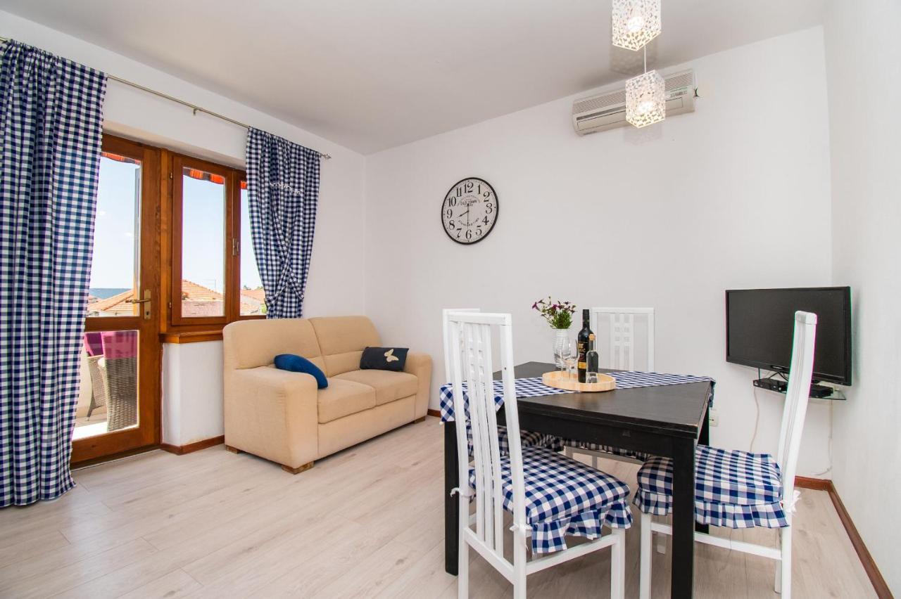 Apartments Happy Place Vodice Eksteriør billede