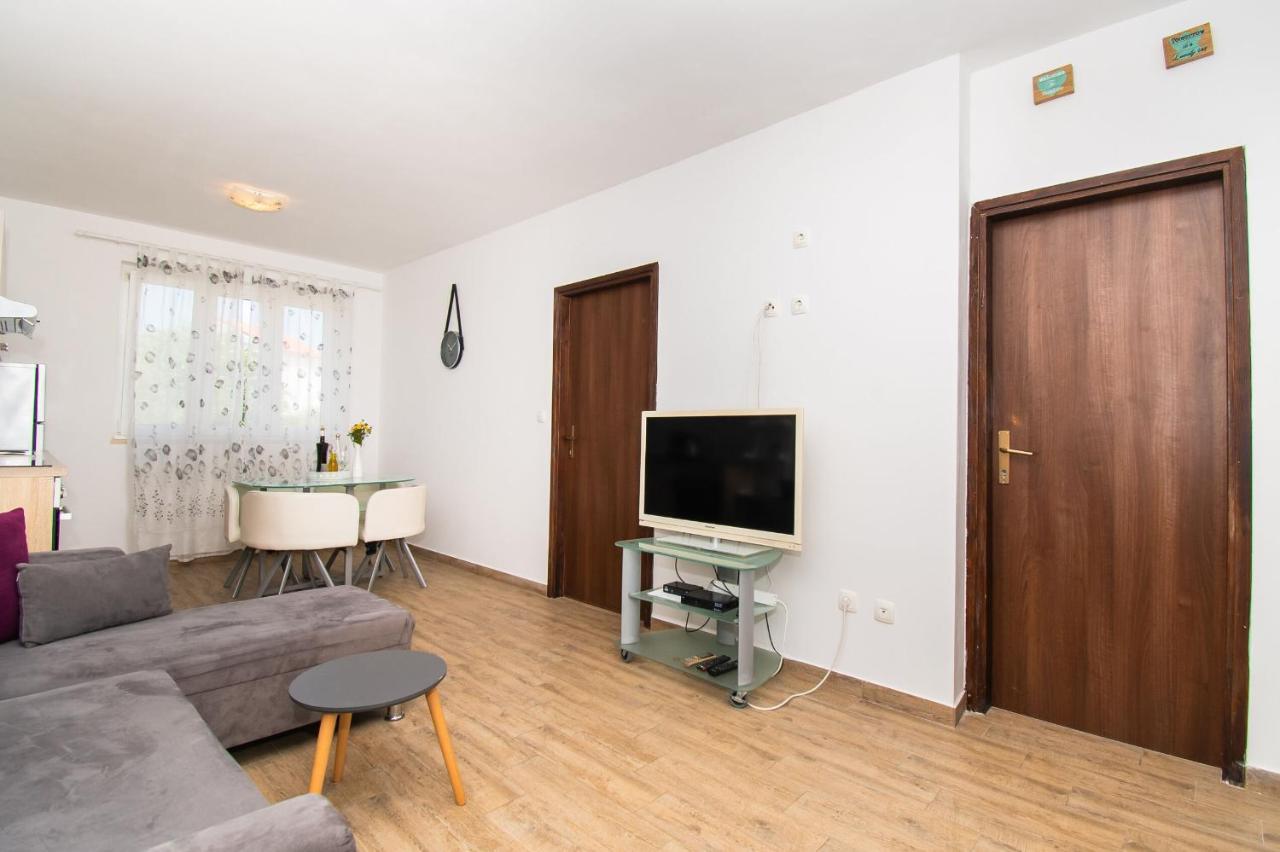 Apartments Happy Place Vodice Eksteriør billede